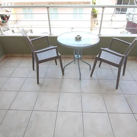 Apartment Kostis *
